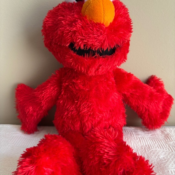 2016 Hasbro Tickle Me Elmo, Sesame Street - Picture 3 of 4